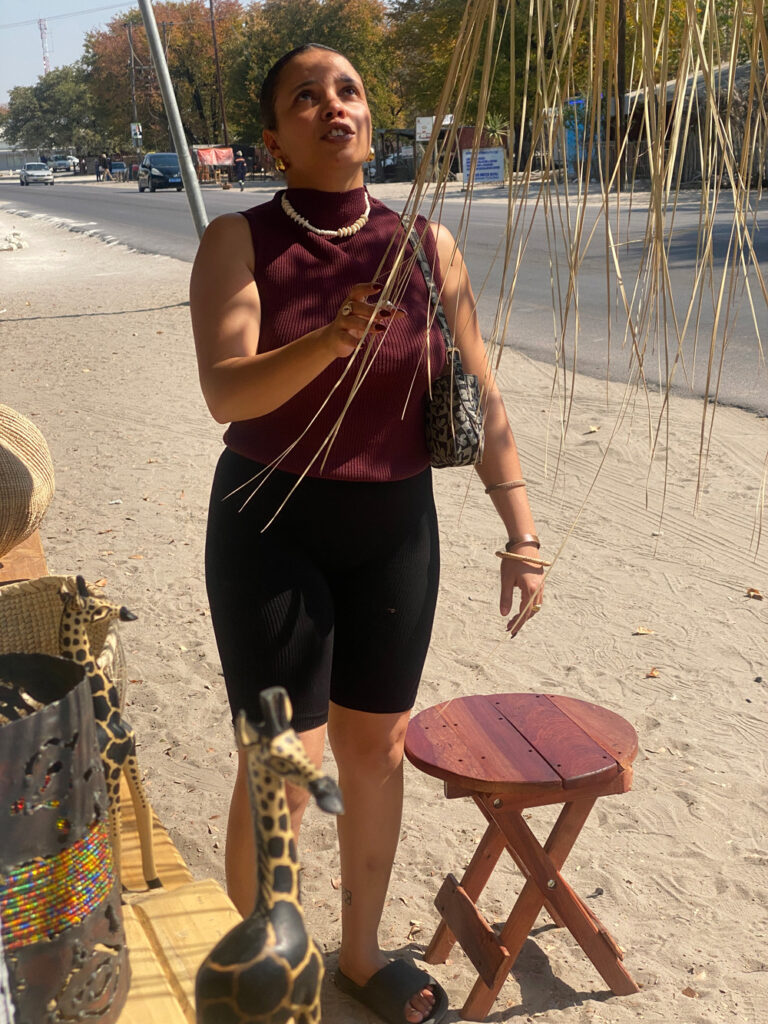 Maun-roadside-carft-market