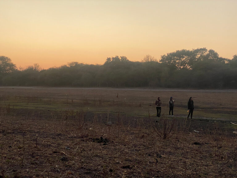 Thamalakane-river-bed-Maun-centre-